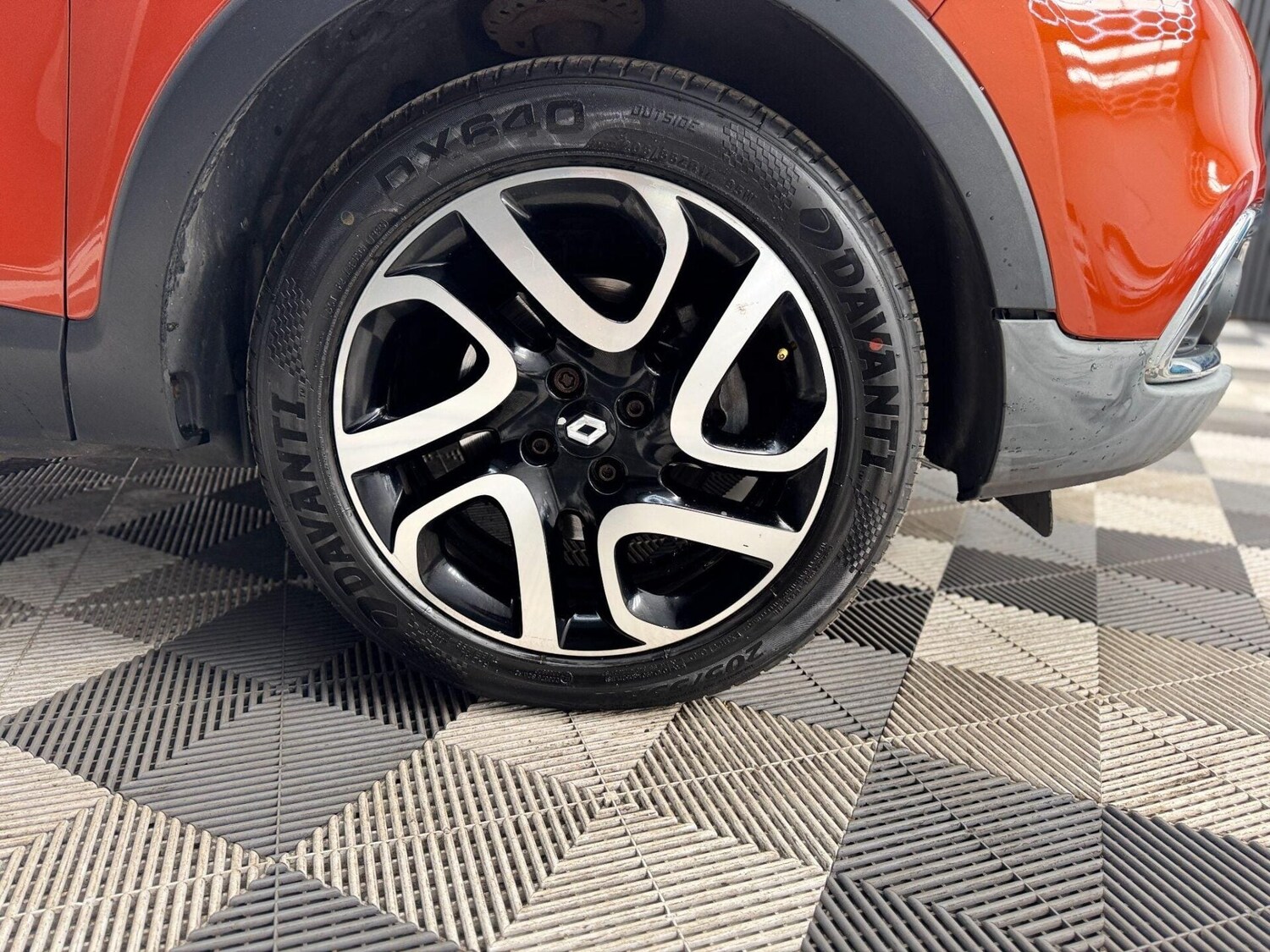 Used Renault Captur 2014 for sale - 77878055: Photo 42