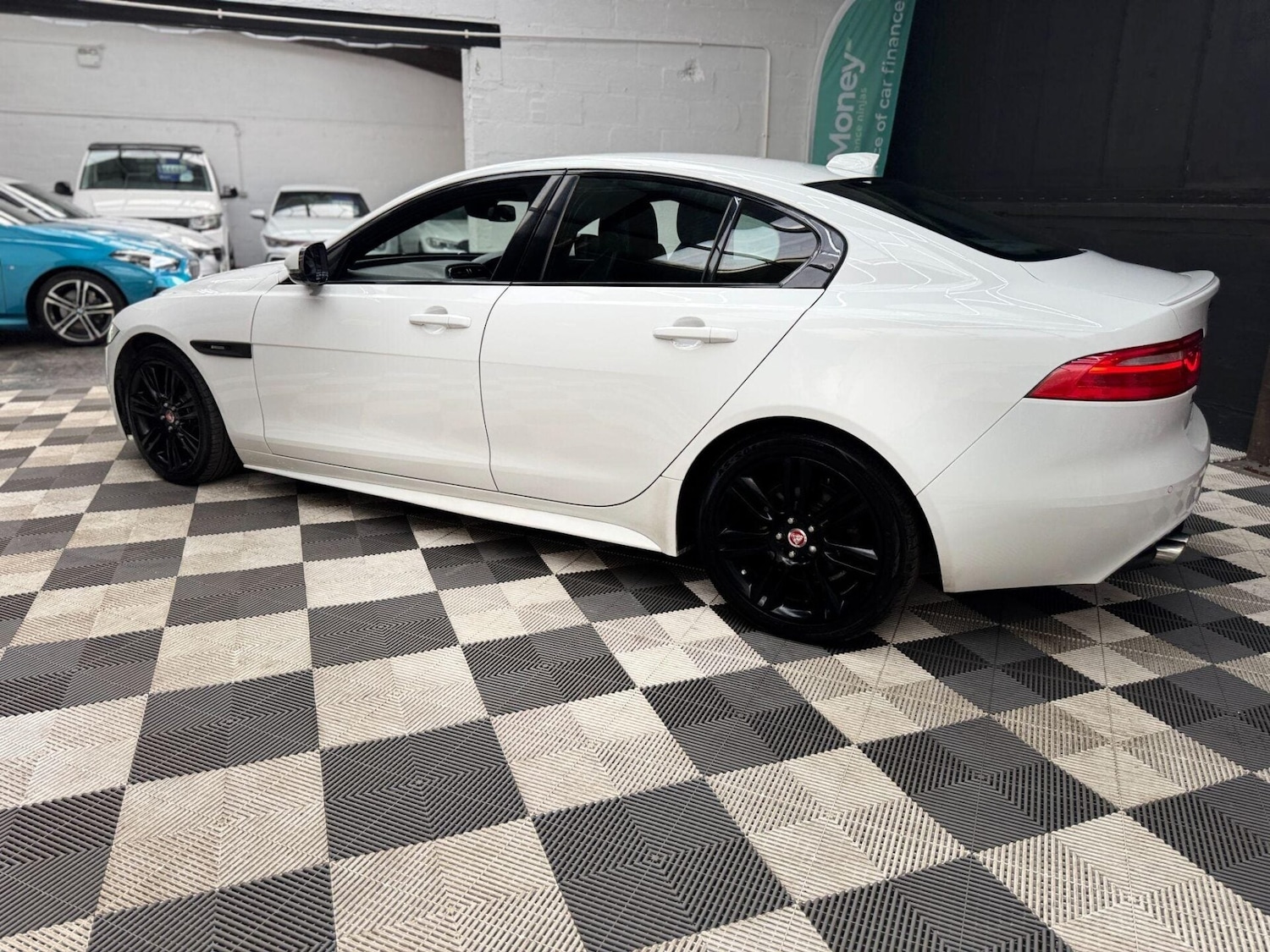 Used Jaguar XE 2018 for sale - 77878056: Photo 18