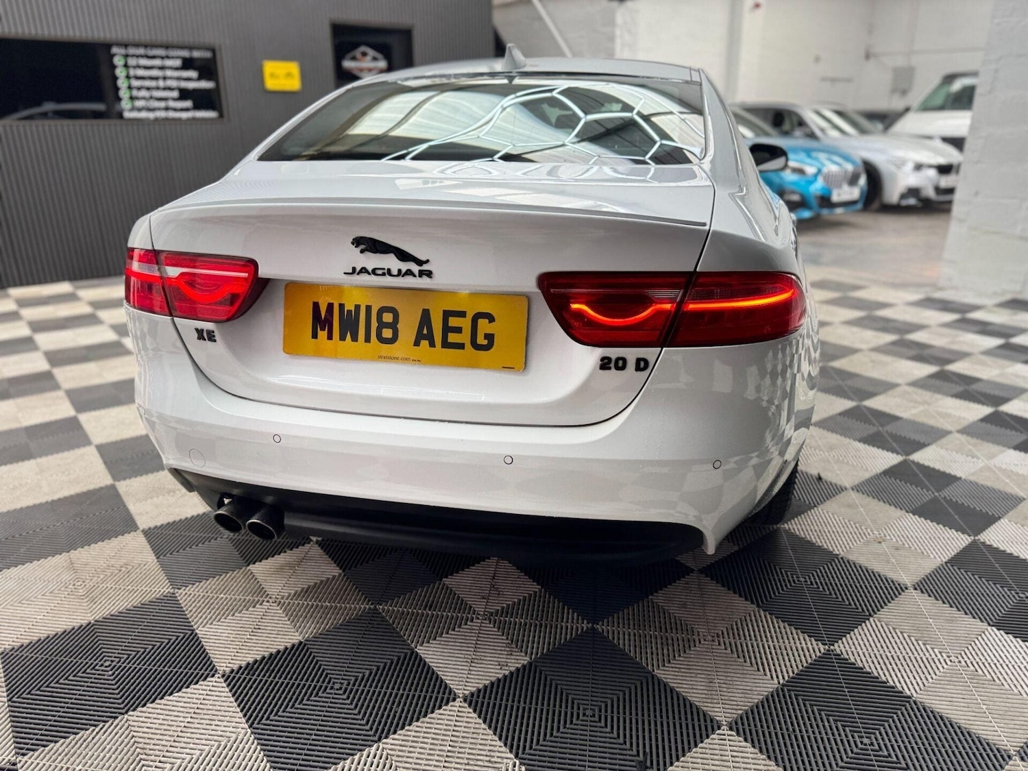 Used Jaguar XE 2018 for sale - 77878056: Photo 27