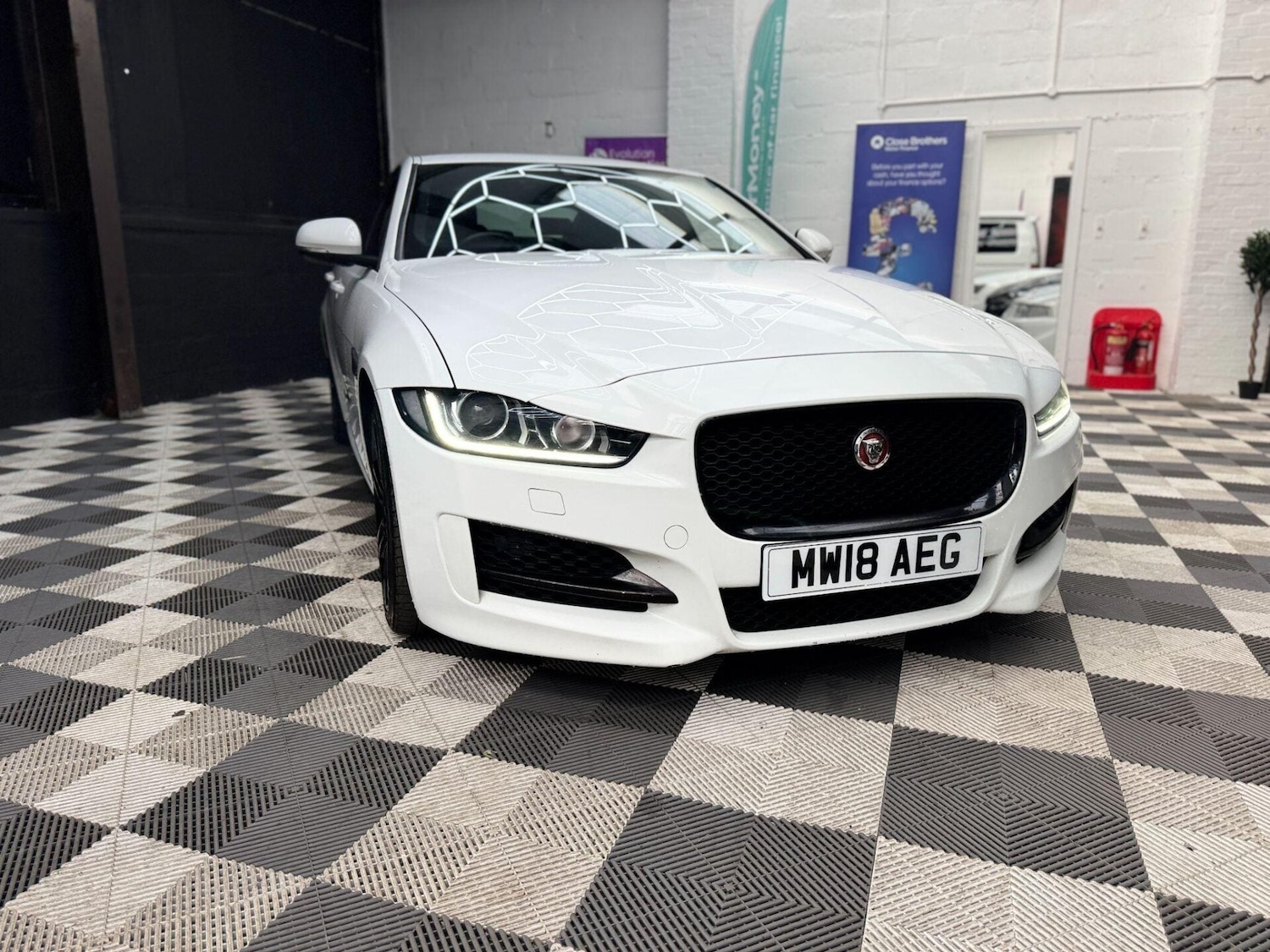Used Jaguar XE 2018 for sale - 77878056: Photo 52