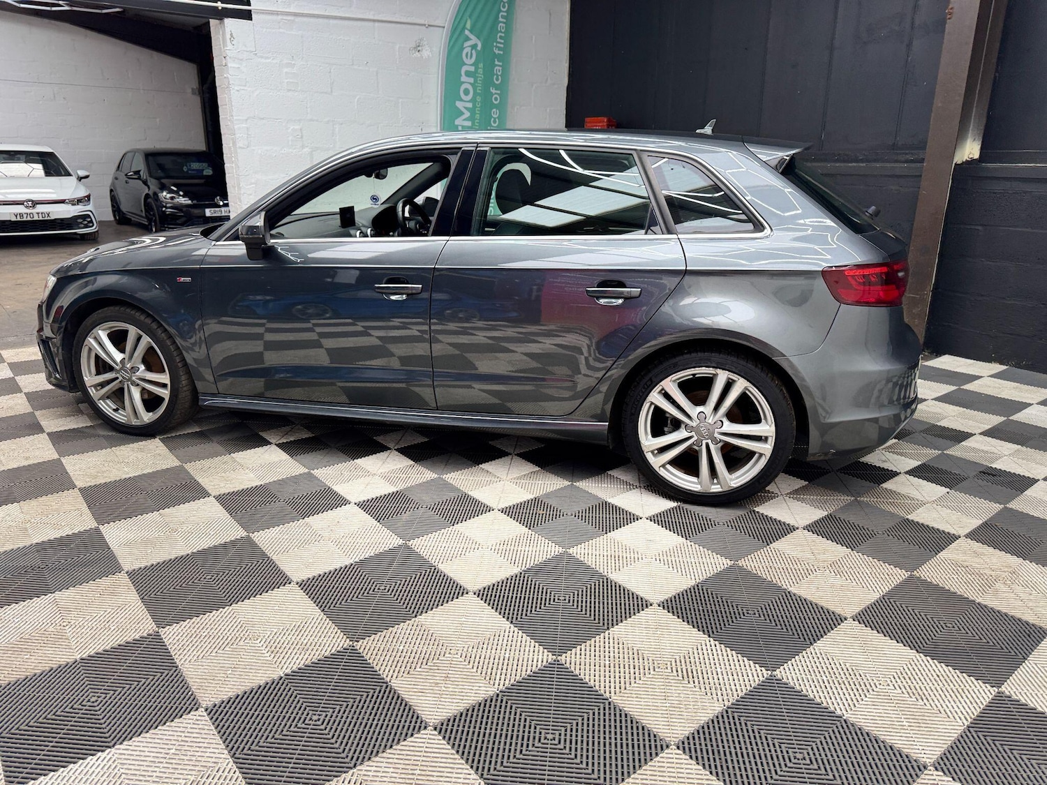 Used Audi A3 for sale - 77613048: Photo 5