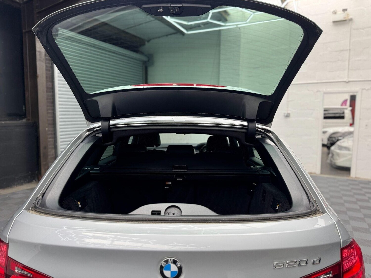 Used BMW 5 Series 2014 for sale - 78015932: Photo 6