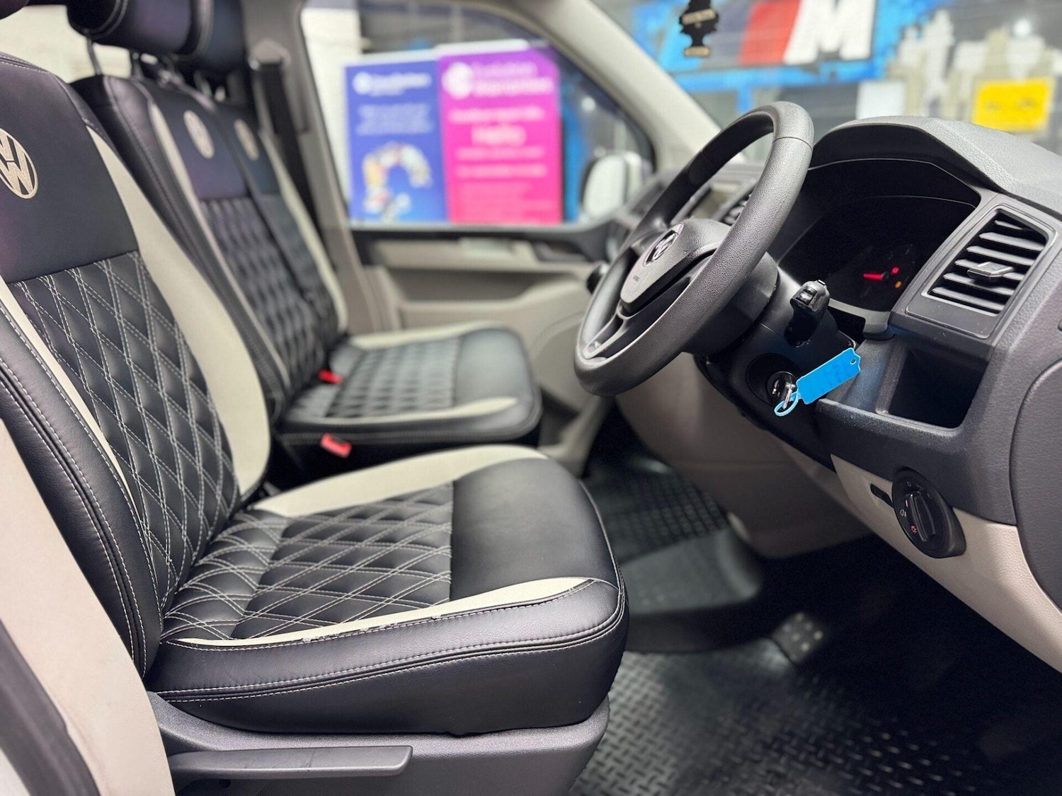 Used Volkswagen Transporter 2017 for sale - 77878044: Photo 18