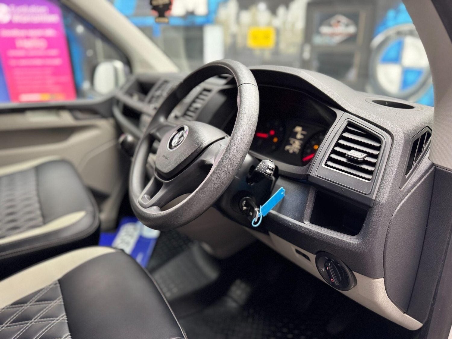 Used Volkswagen Transporter 2017 for sale - 77878044: Photo 23