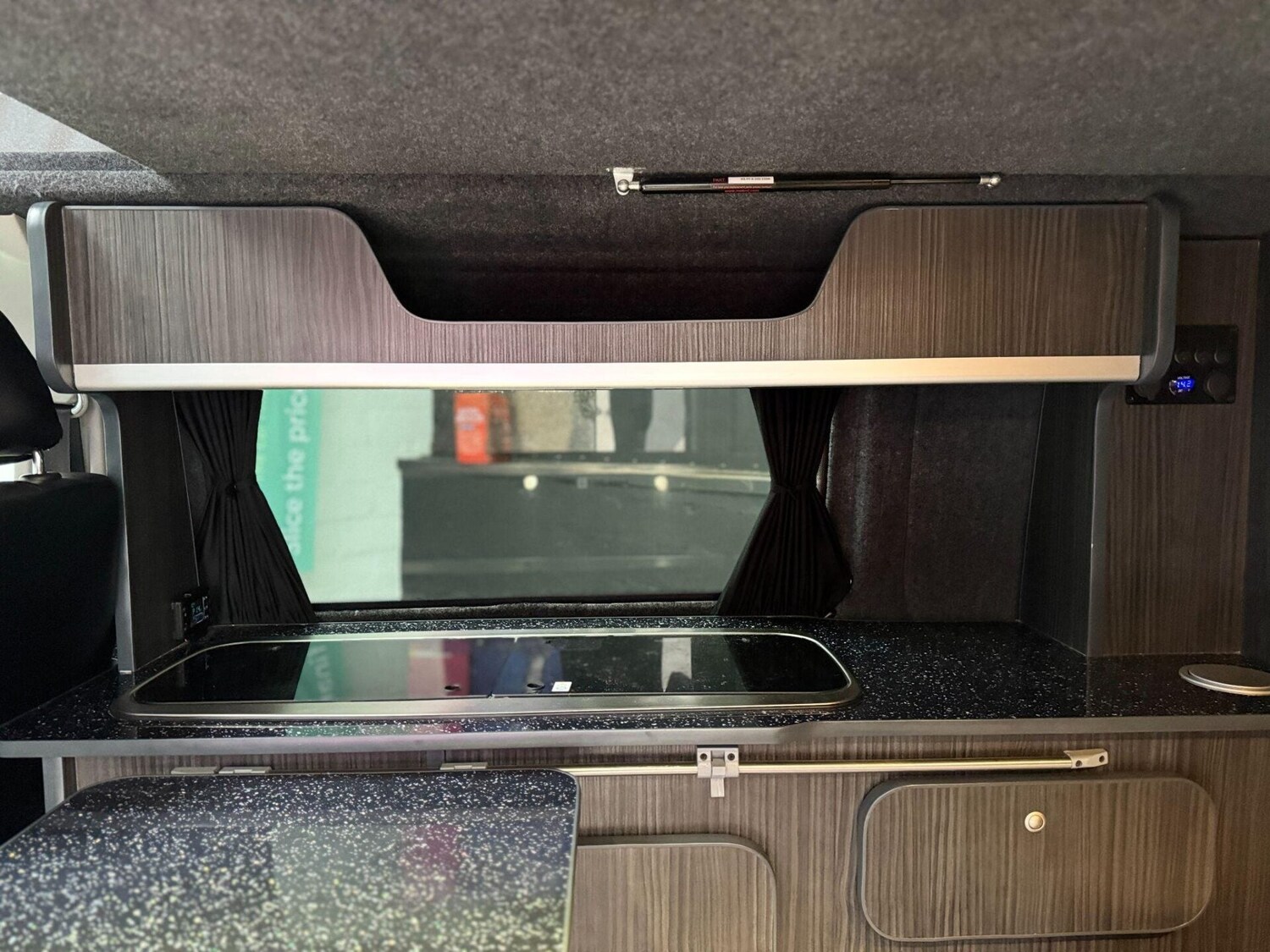 Used Volkswagen Transporter 2017 for sale - 77878044: Photo 32