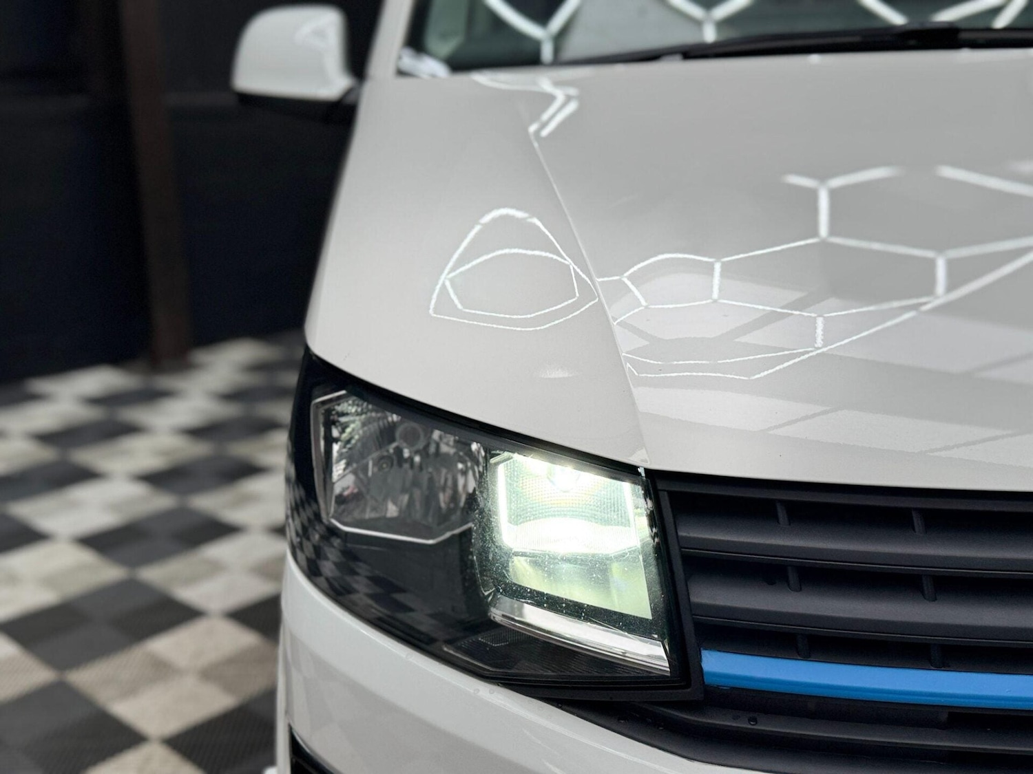 Used Volkswagen Transporter 2017 for sale - 77878044: Photo 35