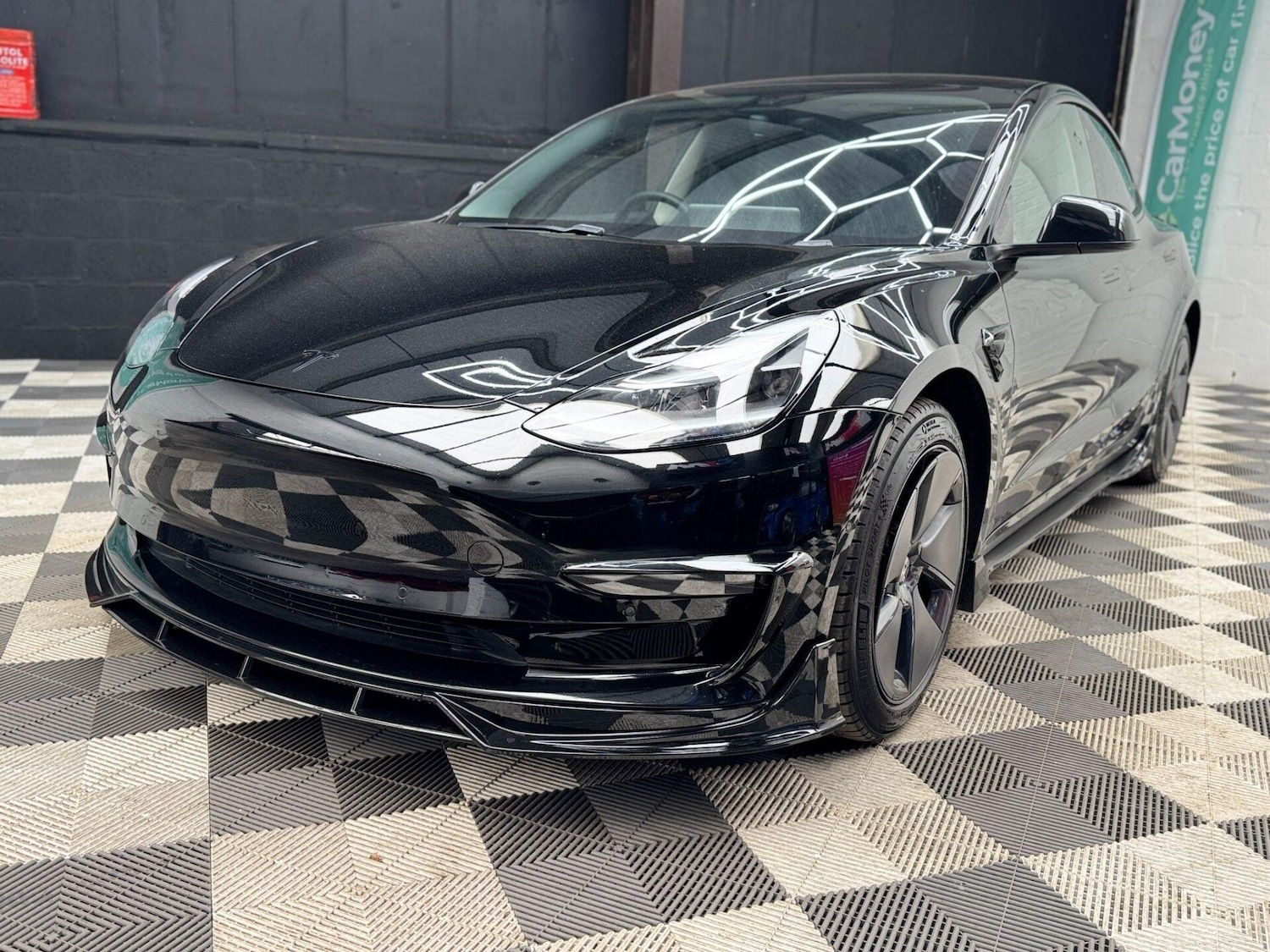 Used Tesla Model 3 2021 for sale - 77878032: Photo 5