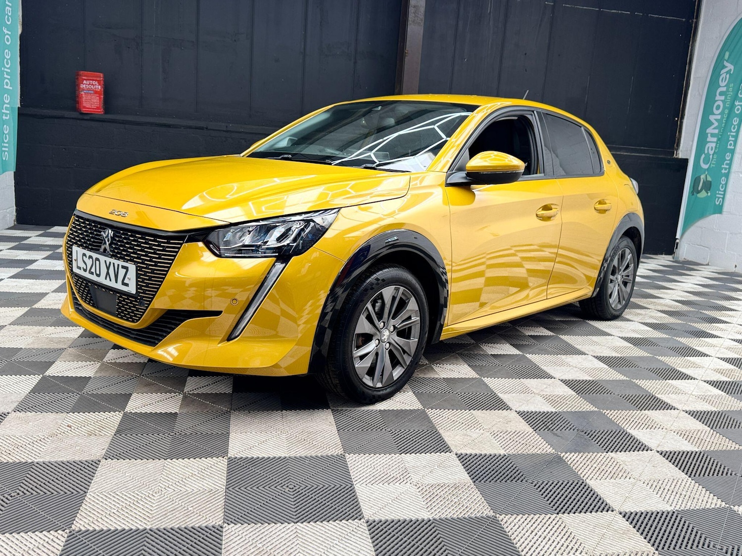 Used Peugeot 208 2020 for sale - 77612288: Photo 4