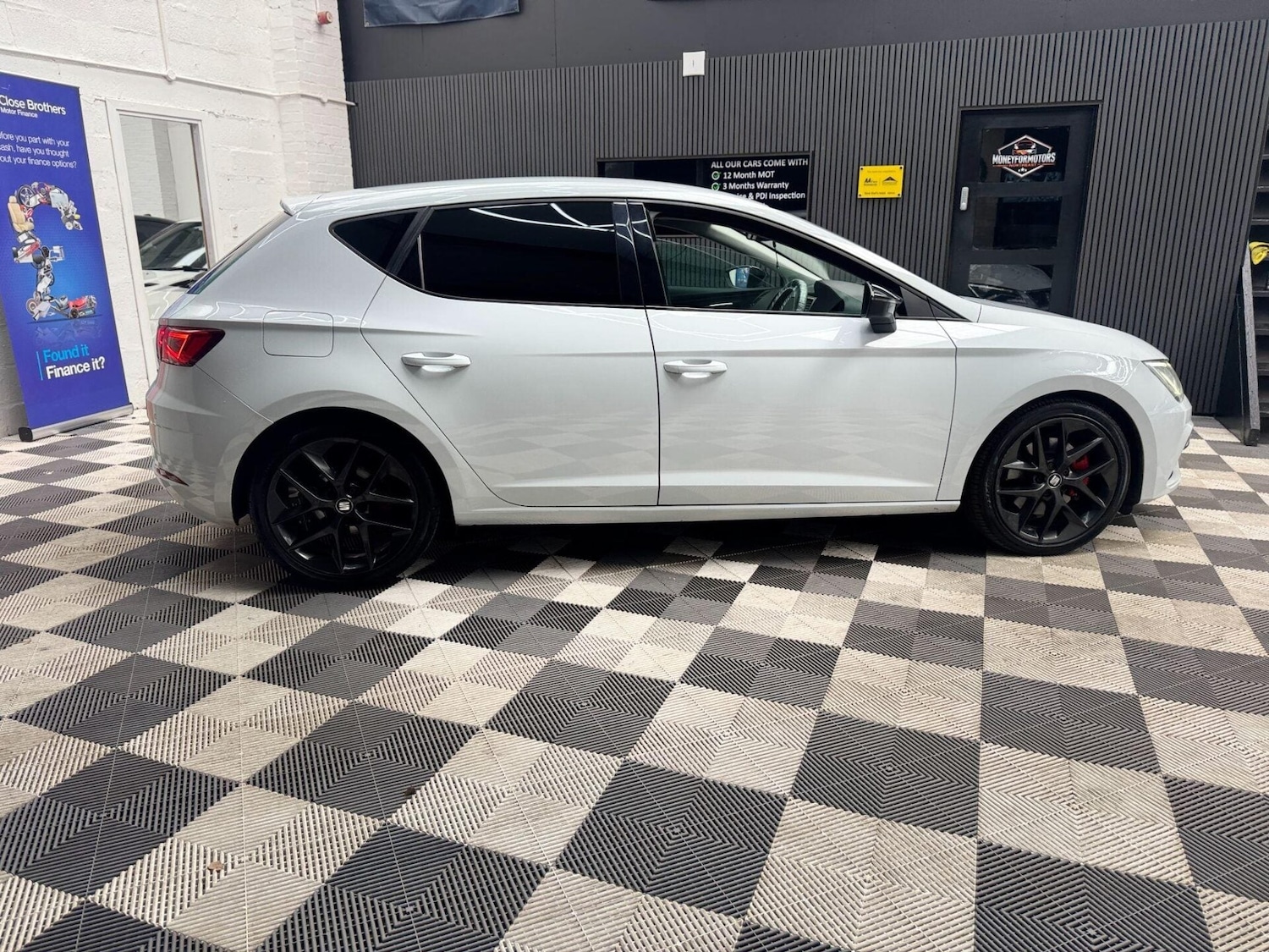 Used SEAT Leon 2018 for sale - 77878043: Photo 17