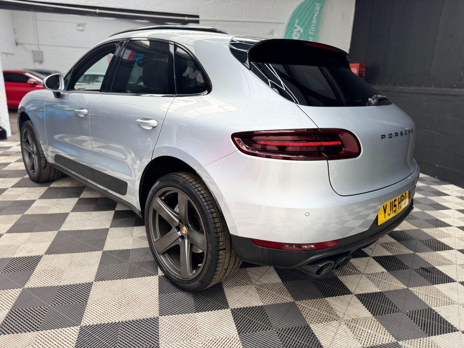 Used Porsche Macan 2015 for sale - 77878019: Photo 10