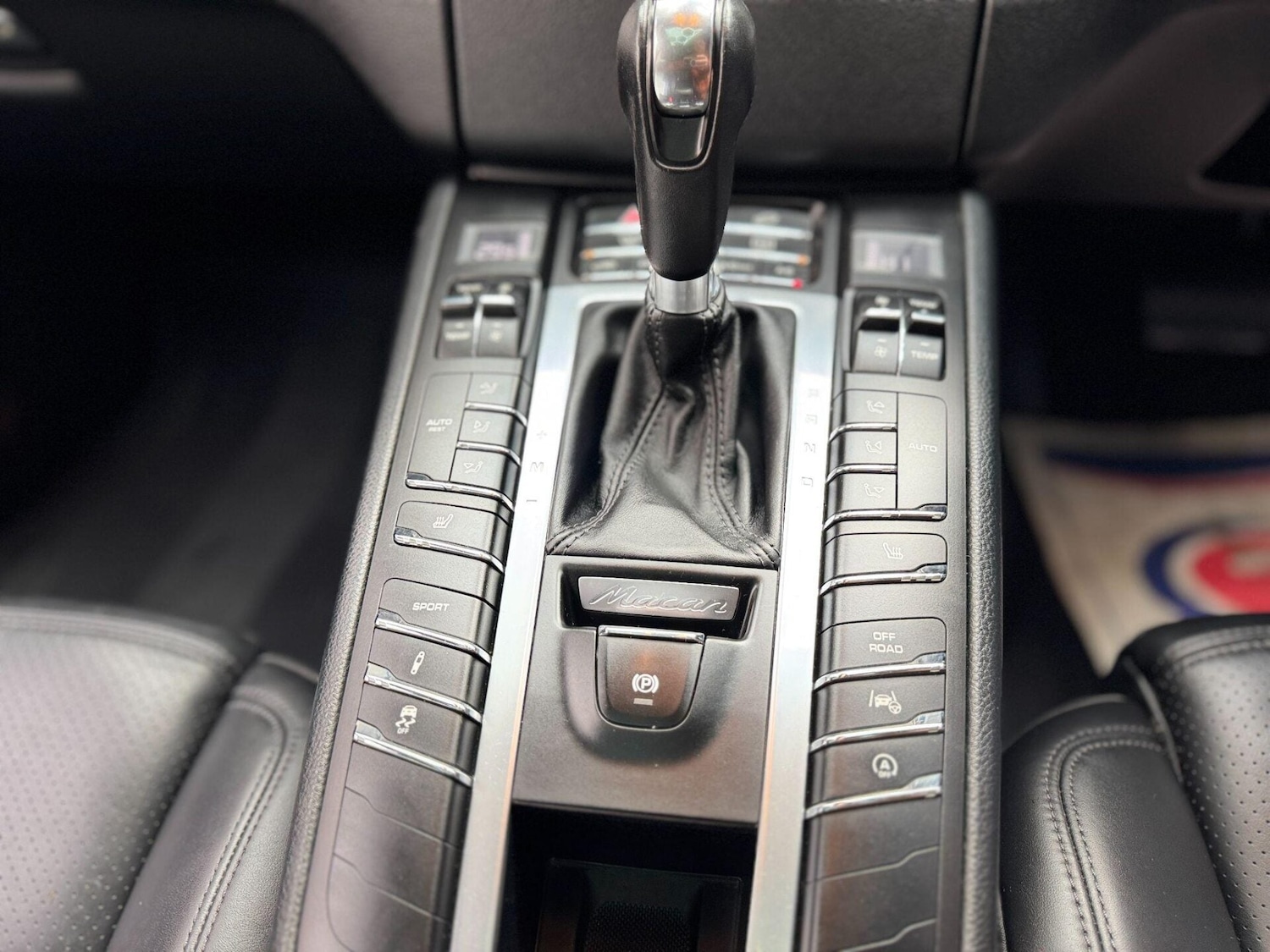 Used Porsche Macan 2015 for sale - 77878019: Photo 25