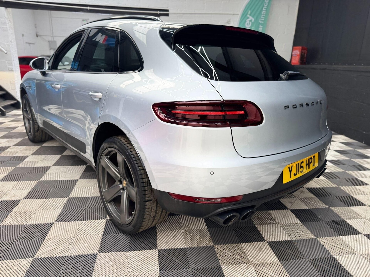 Used Porsche Macan 2015 for sale - 77878019: Photo 9