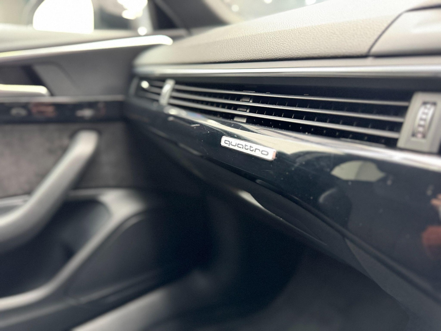 Used Audi A4 Avant for sale - 77611708: Photo 21