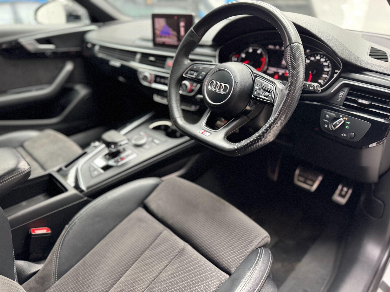 Used Audi A4 Avant for sale - 77611708: Photo 28