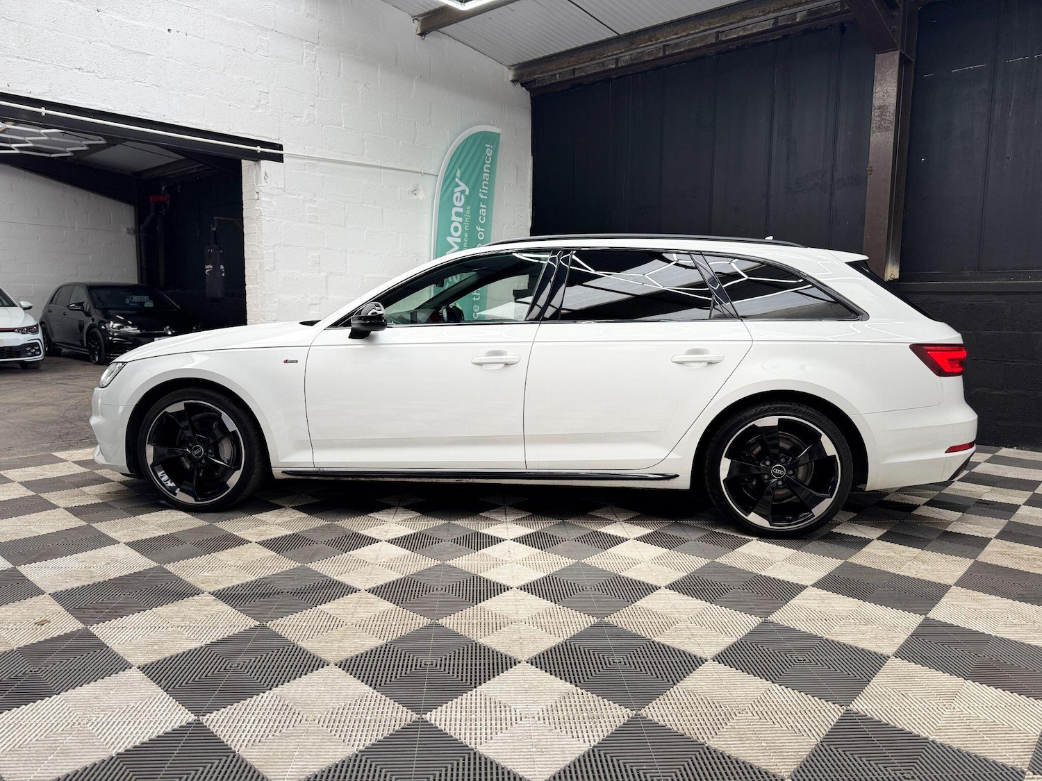 Used Audi A4 Avant for sale - 77611708: Photo 7