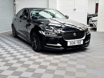 Used Jaguar XE 2016 for sale - 78963154: Photo