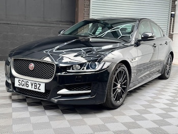 Used Jaguar XE 2016 for sale - 78963154: Photo