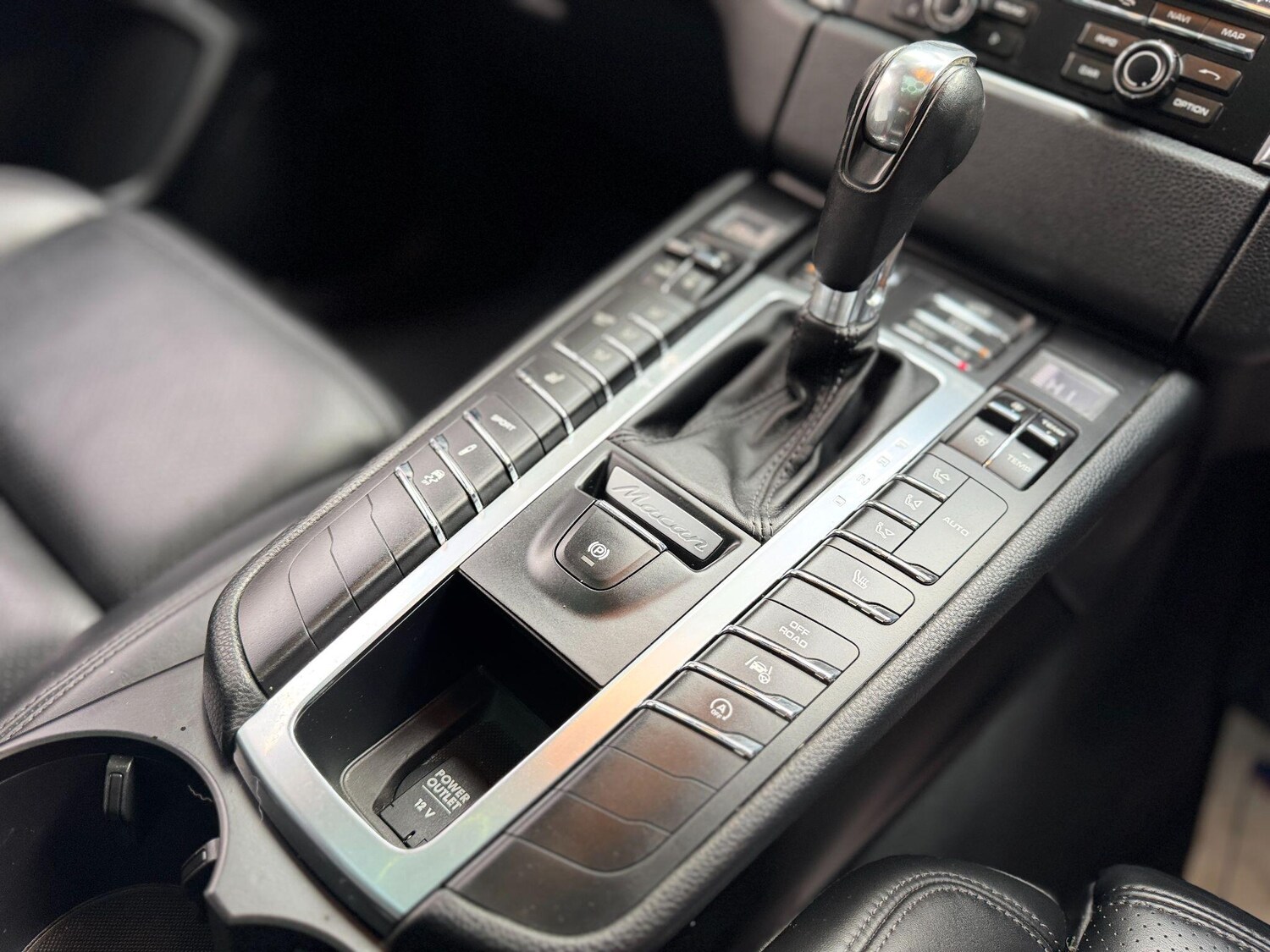 Used Porsche Macan for sale - 77611989: Photo 24