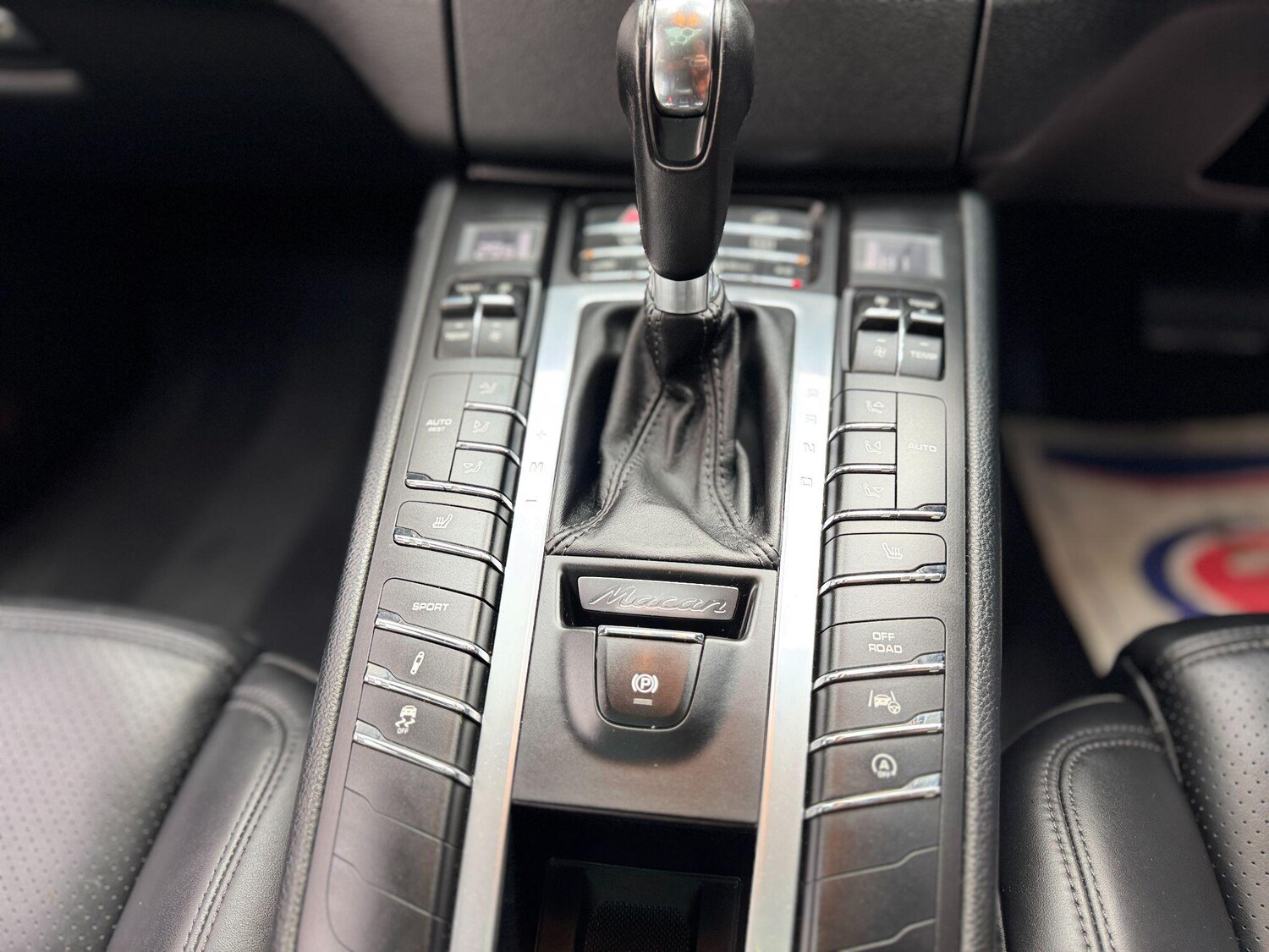 Used Porsche Macan for sale - 77611989: Photo 25