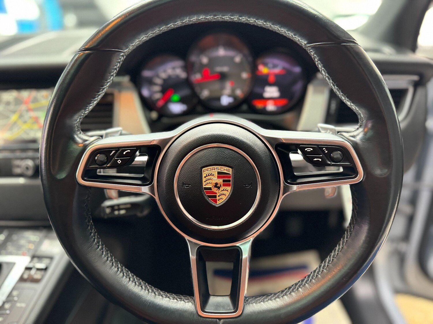 Used Porsche Macan for sale - 77611989: Photo 41