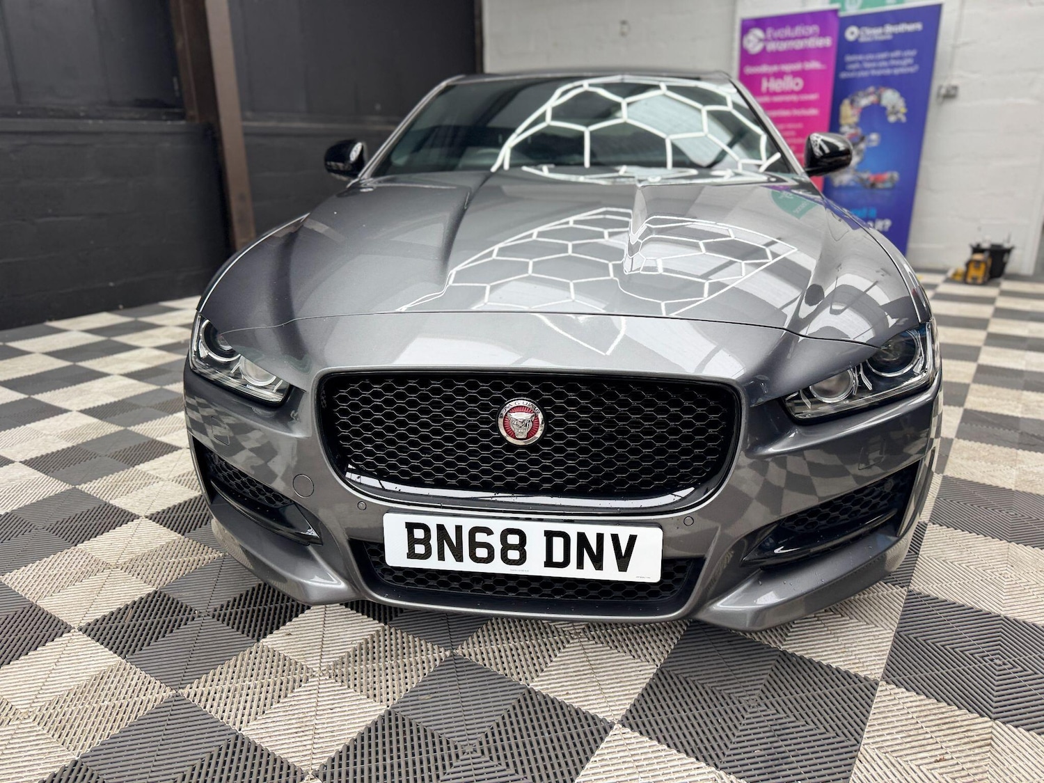 Used Jaguar XE 2018 for sale - 77658073: Photo 11