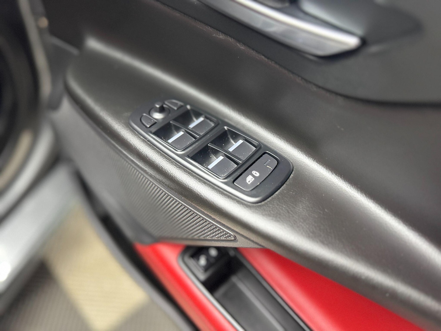 Used Jaguar XE 2018 for sale - 77658073: Photo 13