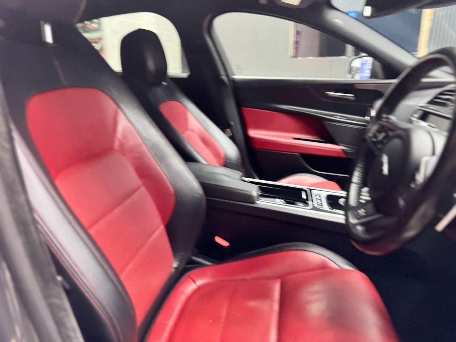 Used Jaguar XE 2018 for sale - 77658073: Photo 16