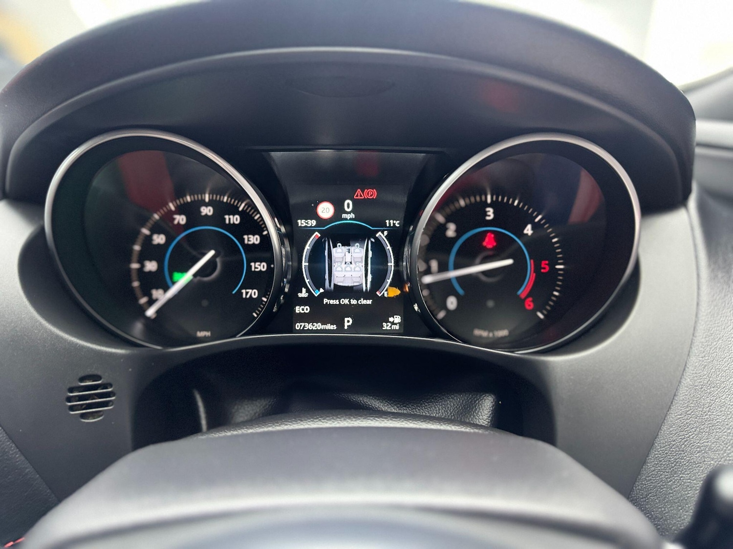 Used Jaguar XE 2018 for sale - 77658073: Photo 28