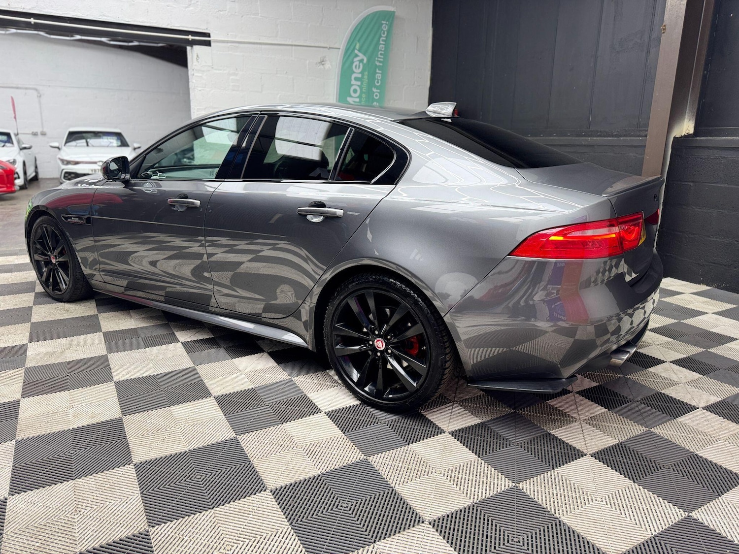 Used Jaguar XE 2018 for sale - 77658073: Photo 34