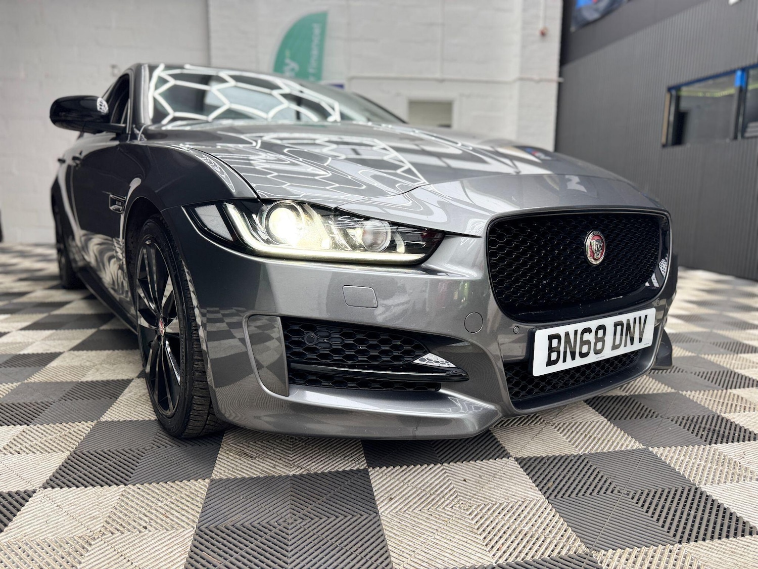 Used Jaguar XE 2018 for sale - 77658073: Photo 36