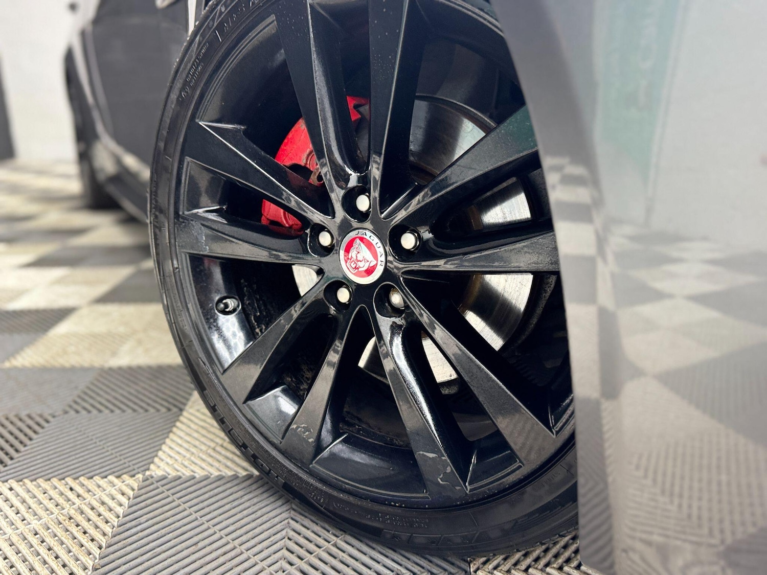 Used Jaguar XE 2018 for sale - 77658073: Photo 39