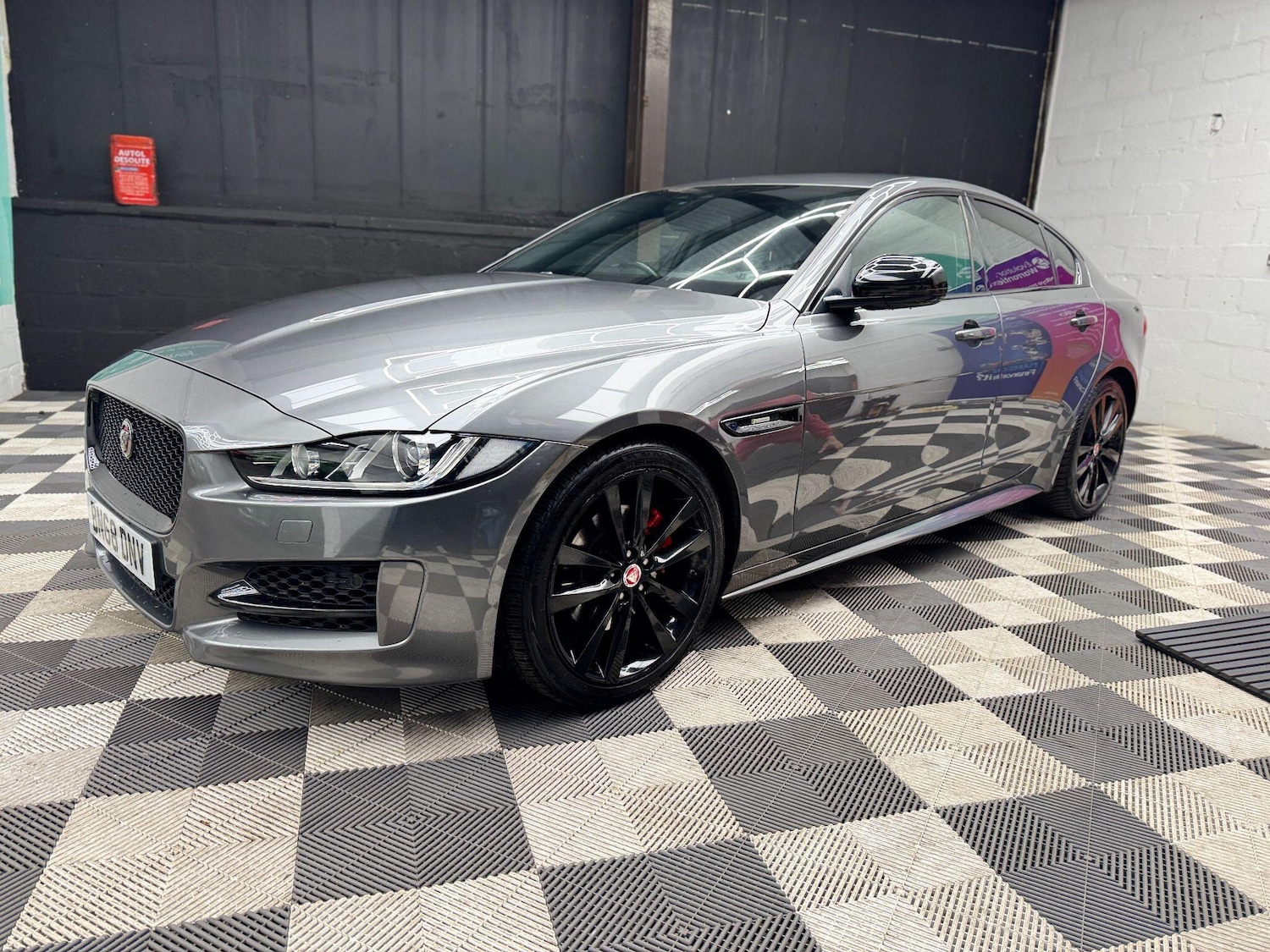Used Jaguar XE 2018 for sale - 77658073: Photo 45