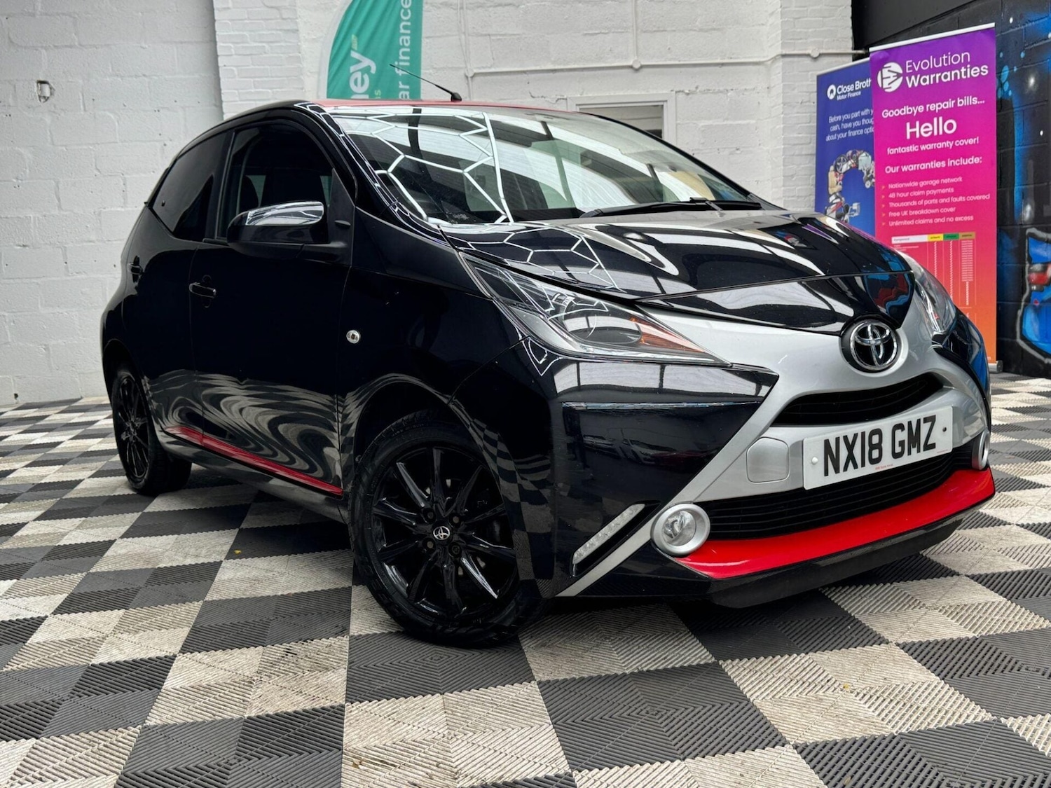 Used Toyota AYGO 2018 for sale - 77878026: Photo 2