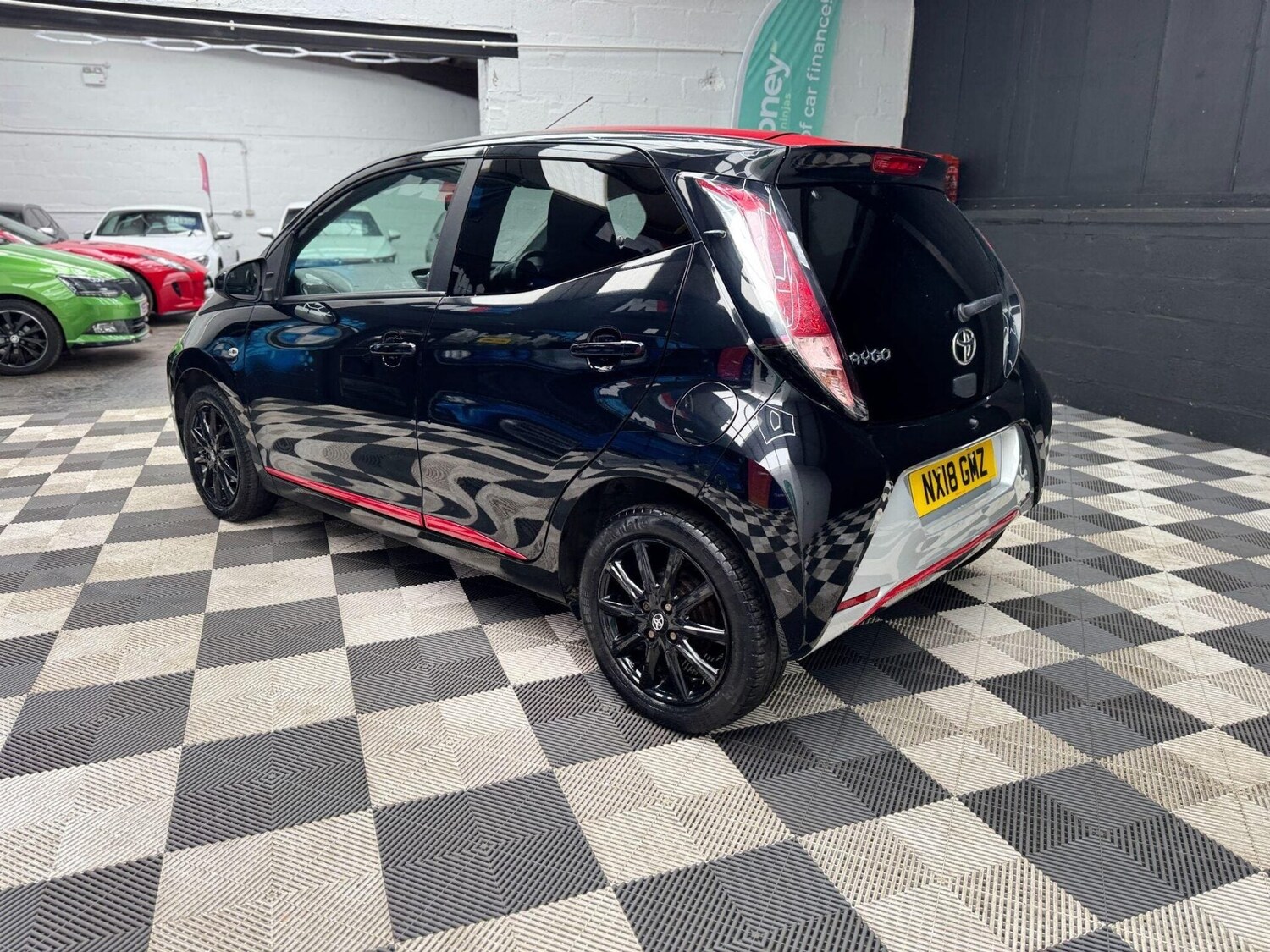 Used Toyota AYGO 2018 for sale - 77878026: Photo 20