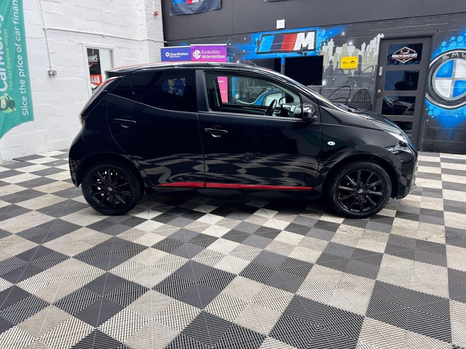 Used Toyota AYGO 2018 for sale - 77878026: Photo 29