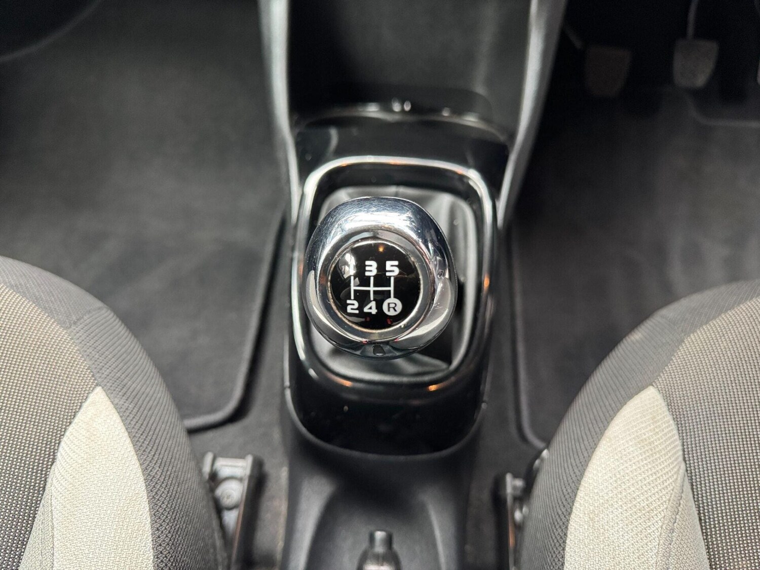 Used Toyota AYGO 2018 for sale - 77878026: Photo 33