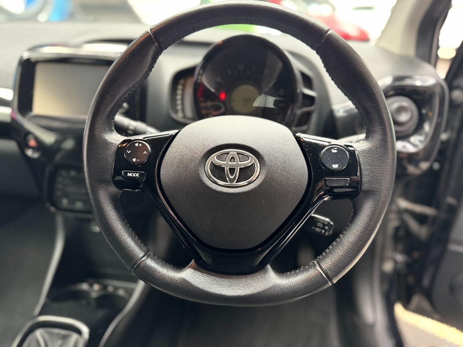 Used Toyota AYGO 2018 for sale - 77878026: Photo 41