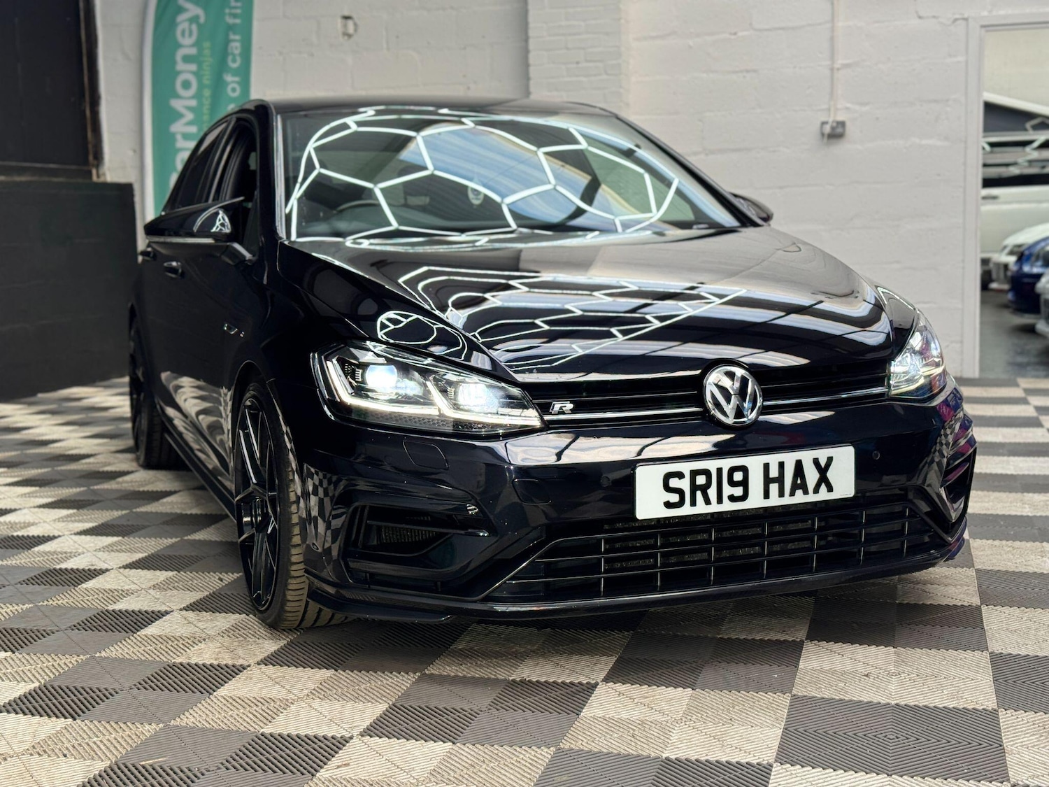 Used Volkswagen Golf 2019 for sale - 77612239: Photo 5