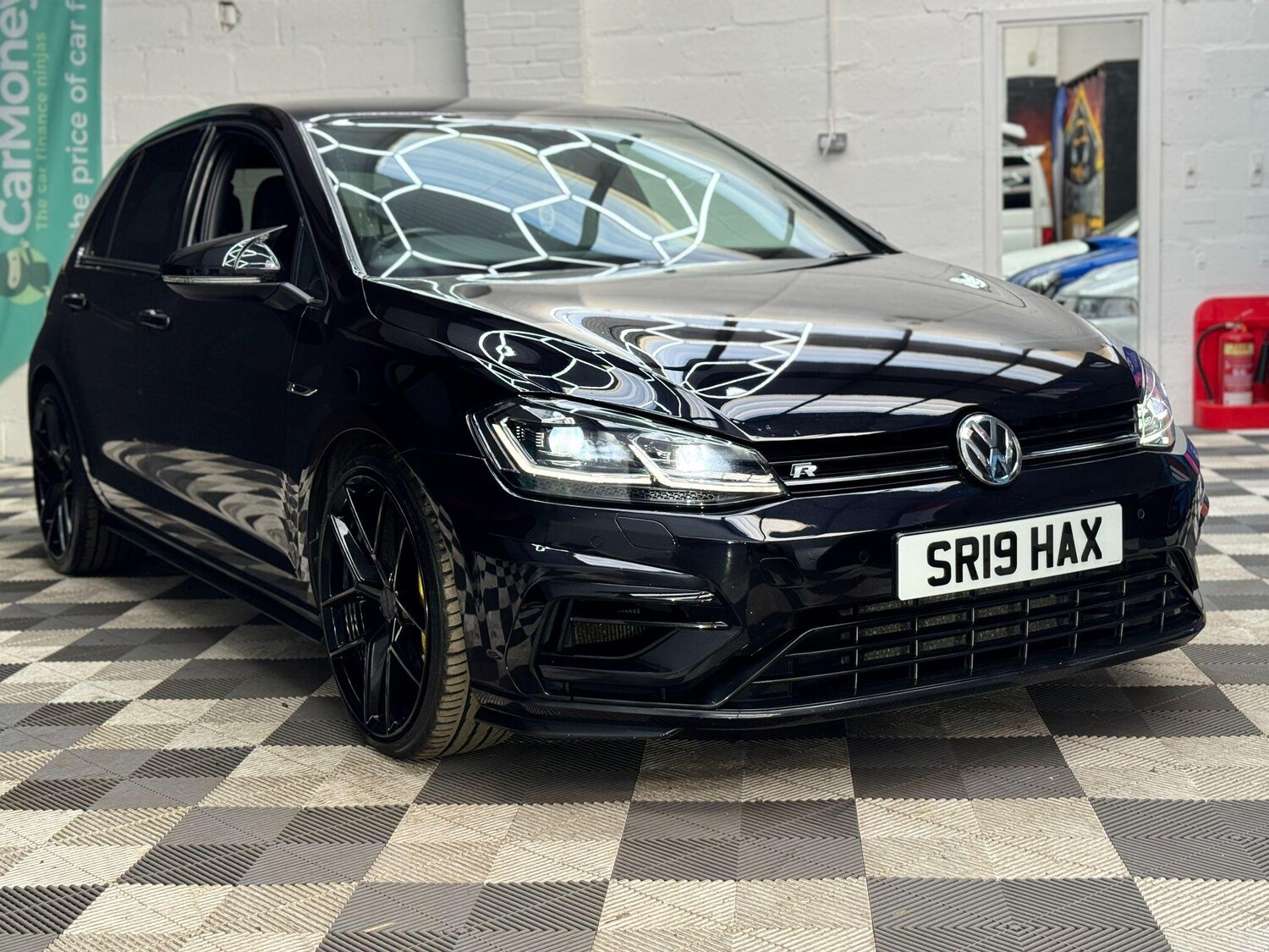 Used Volkswagen Golf 2019 for sale - 77612239: Photo 8