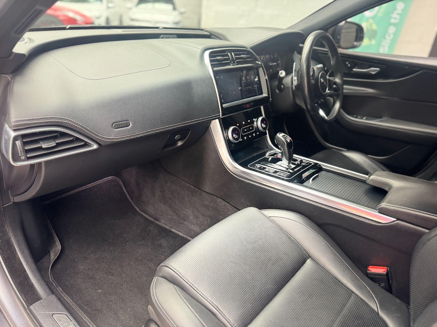 Used Jaguar XE 2021 for sale - 77611436: Photo 26