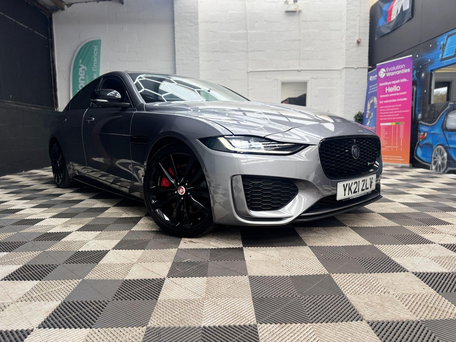 Used Jaguar XE 2021 for sale - 77611436: Photo 7