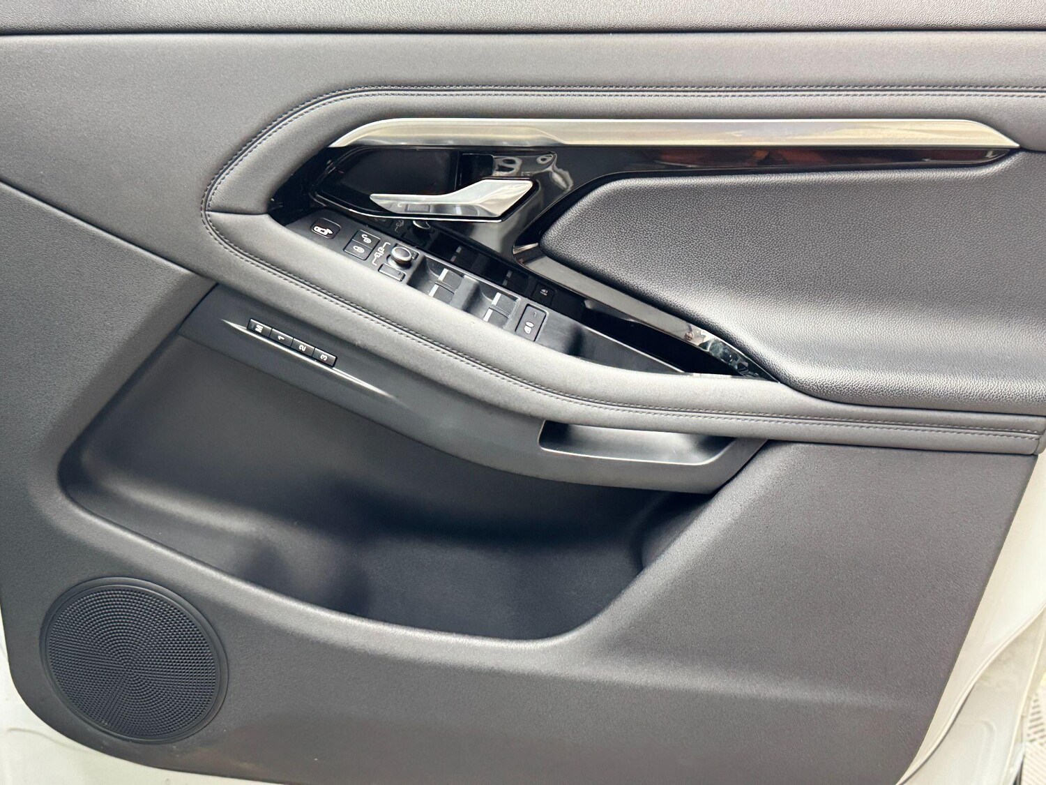 Used Land Rover Range Rover Evoque 2020 for sale - 77612712: Photo 30