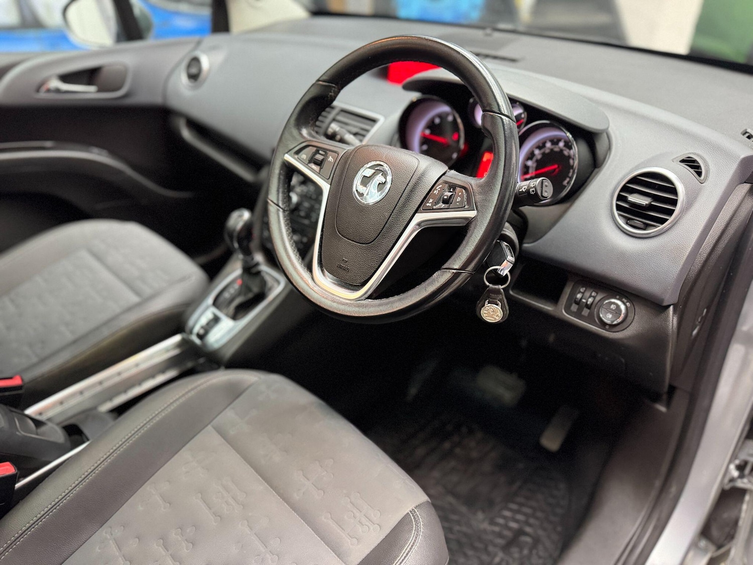 Used Vauxhall Meriva 2010 for sale - 77611505: Photo 27