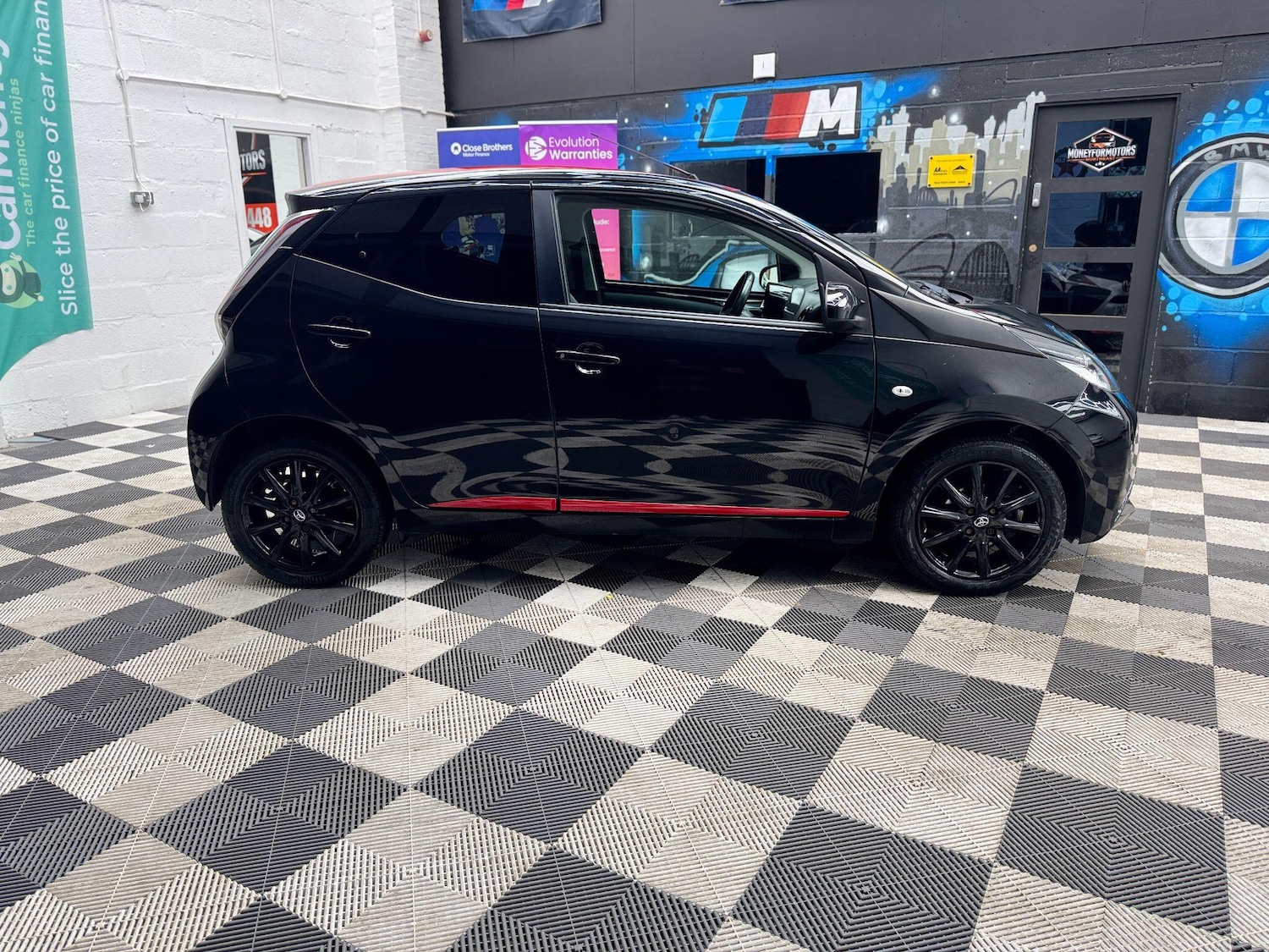 Used Toyota AYGO 2018 for sale - 77658660: Photo 29