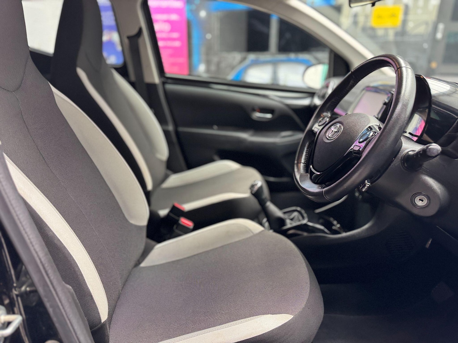 Used Toyota AYGO 2018 for sale - 77658660: Photo 34