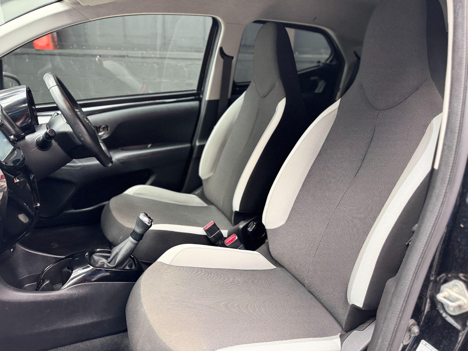 Used Toyota AYGO 2018 for sale - 77658660: Photo 42