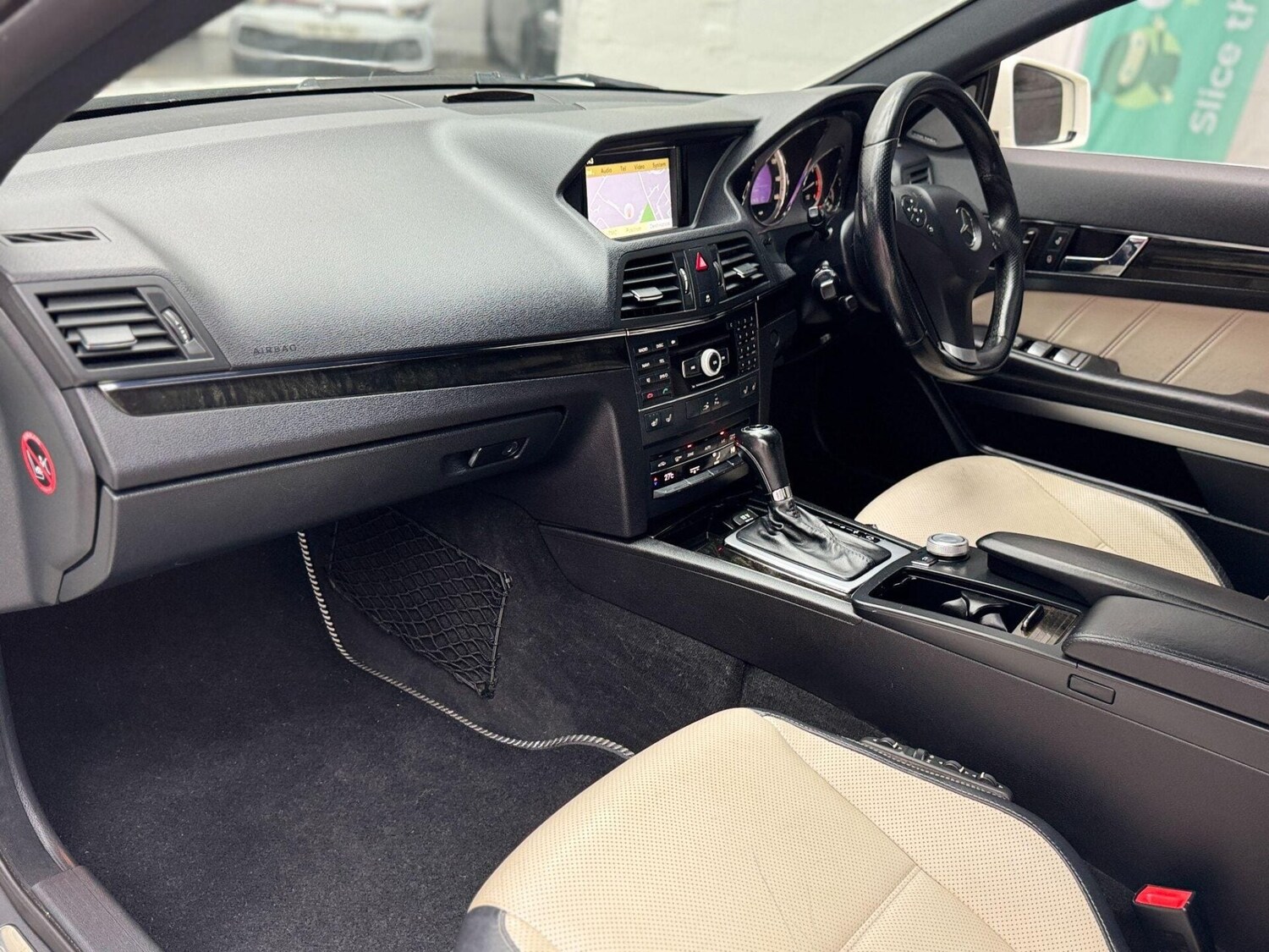 Used Mercedes-Benz E Class 2010 for sale - 77878027: Photo 19