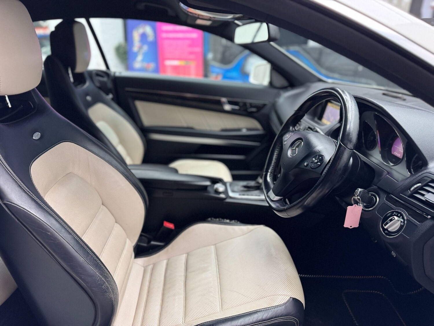 Used Mercedes-Benz E Class 2010 for sale - 77878027: Photo 20