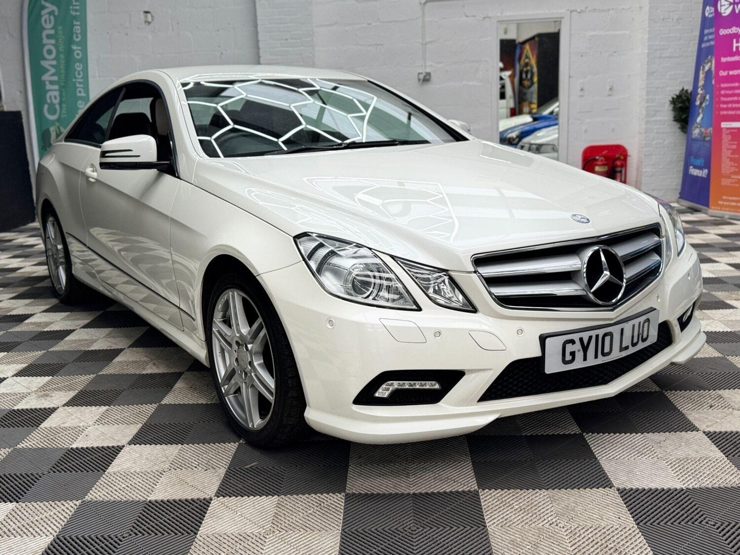 Used Mercedes-Benz E Class 2010 for sale - 77878027: Photo 6