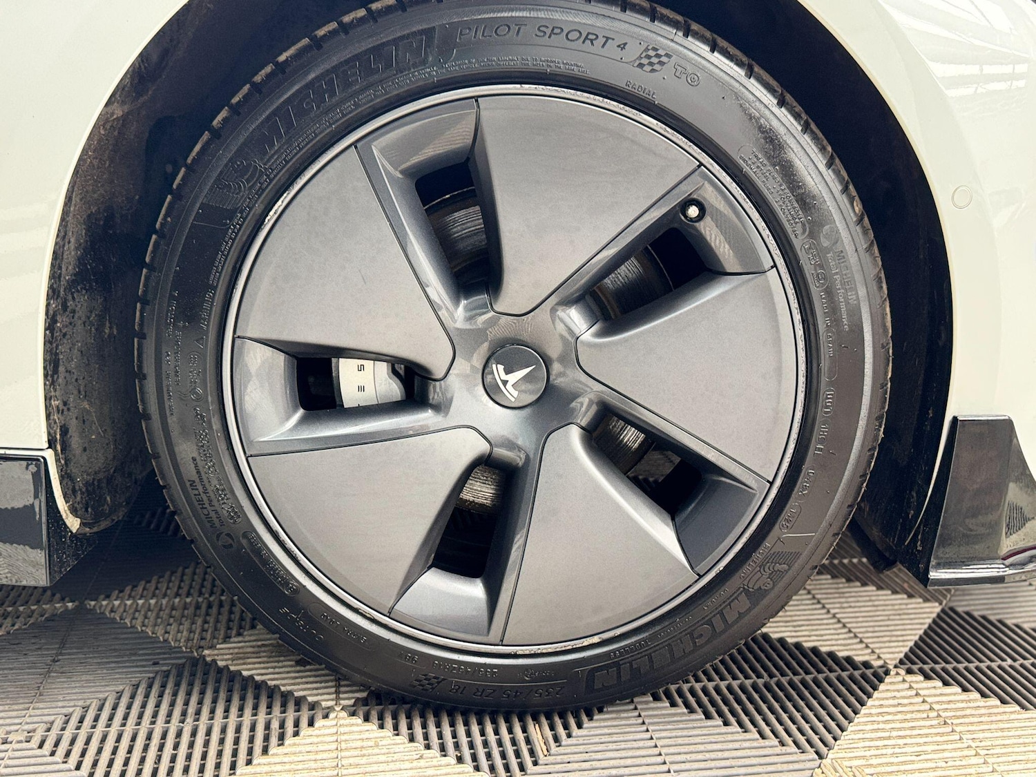 Used Tesla Model 3 2021 for sale - 77611996: Photo 21